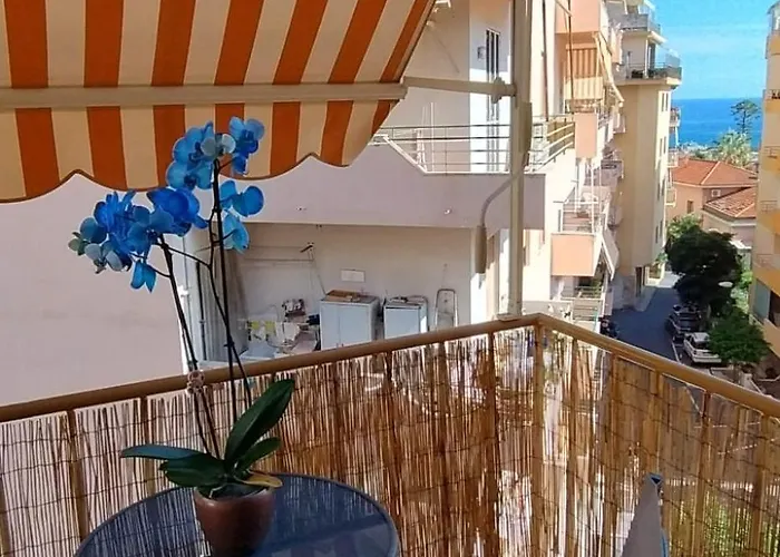 Nina With Sea View سانريمو